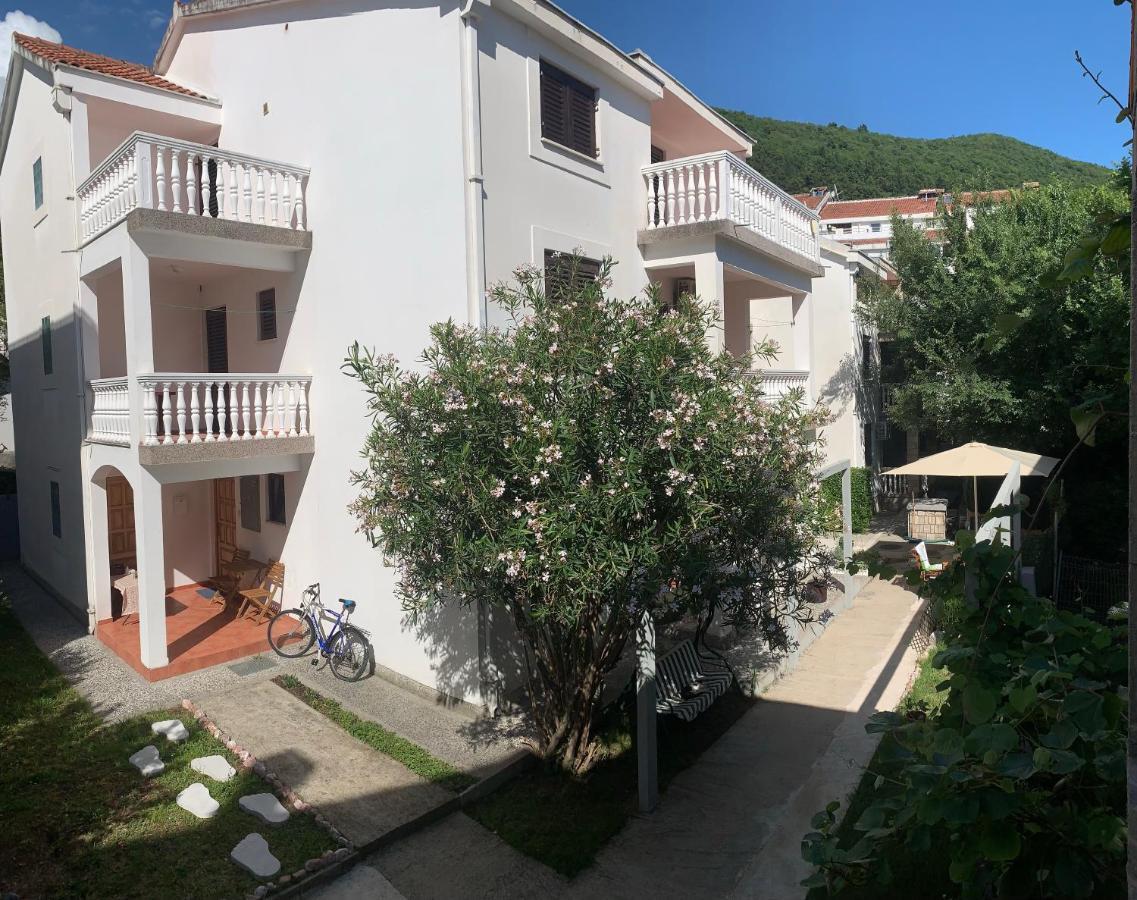 Villa Dionis Budva Exterior photo